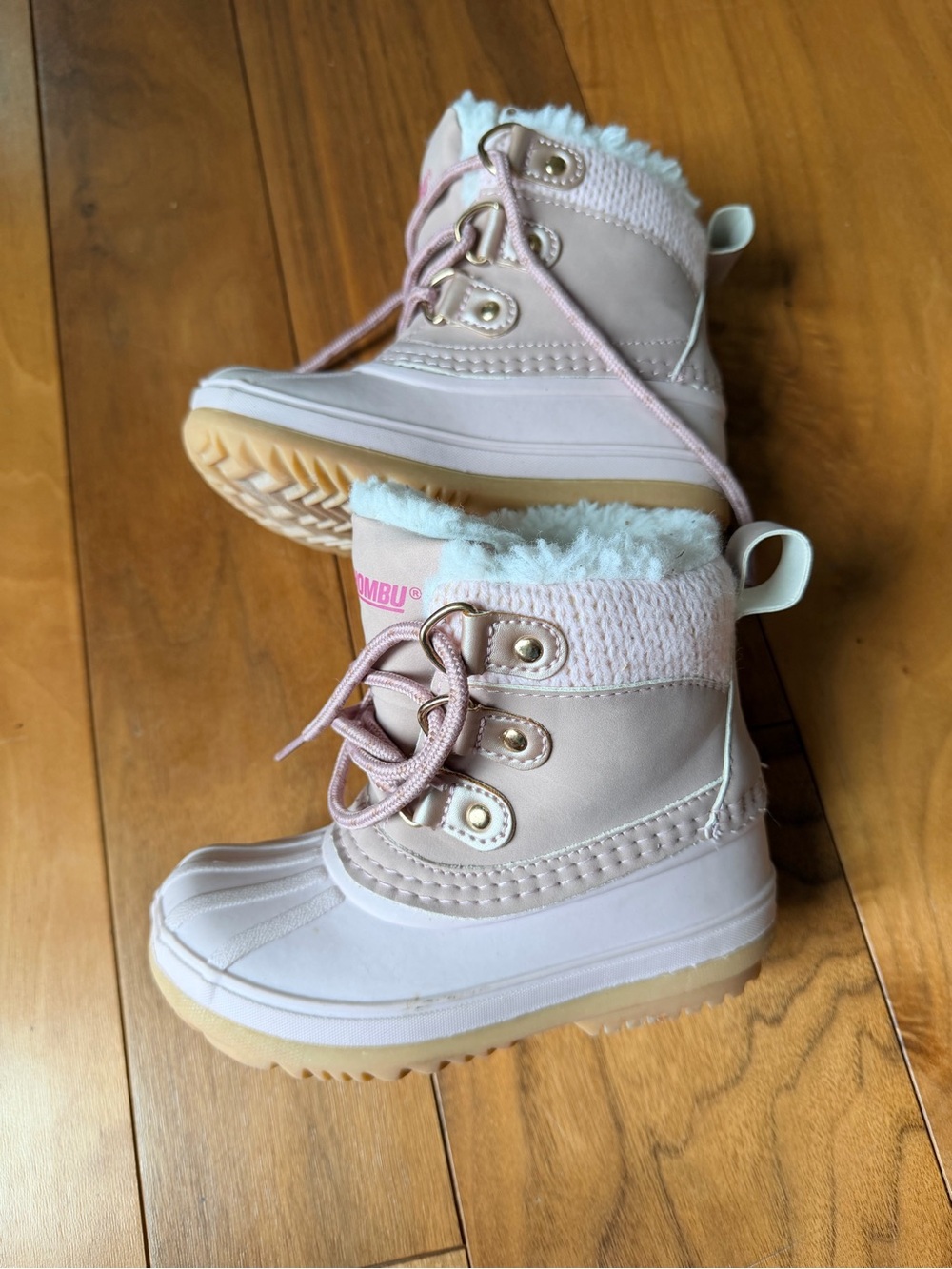 Khombu Kids Light Pink Faux-Fur Snow Boots